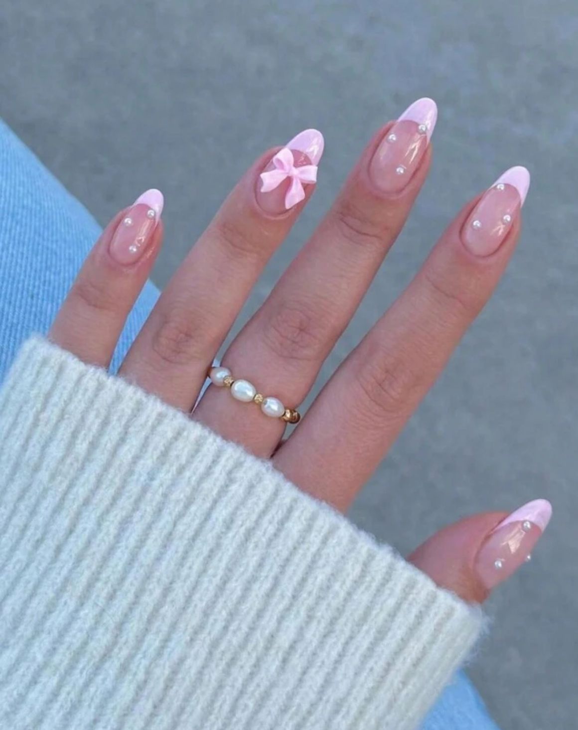 Uñas  Almendrada Francesa